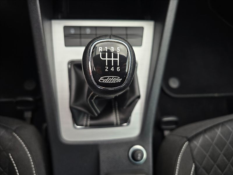 Škoda Octavia III 2,0TDi 110KW Edition + - fotka 22 z 46