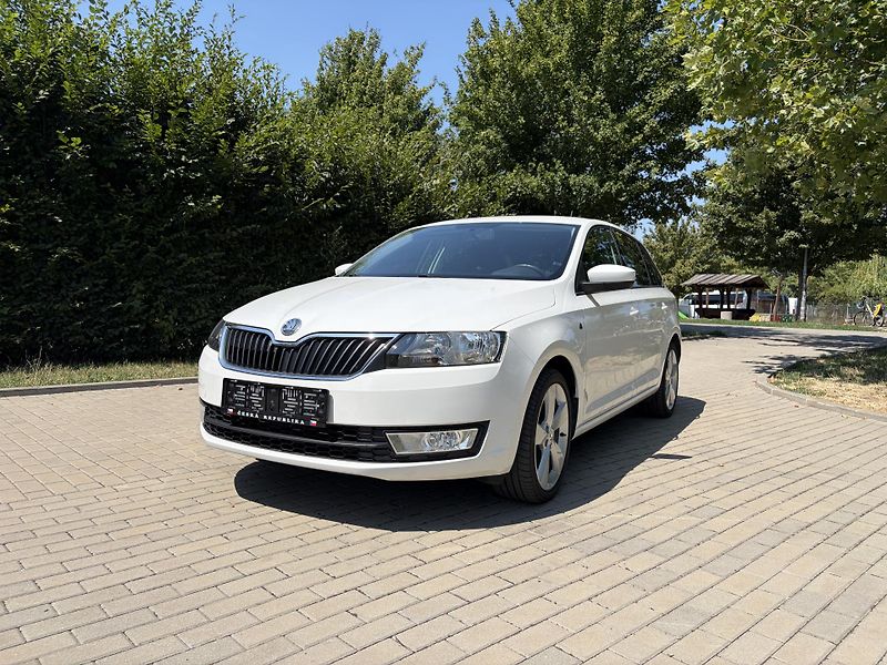 Škoda Rapid 1.2 TSI Ambition - fotka 2 z 30
