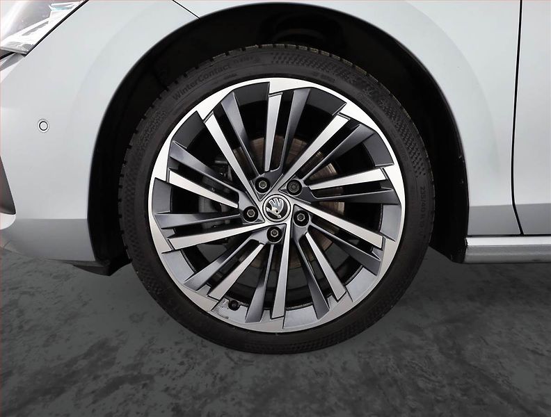 Škoda Superb (2024) 2.0 TDI - fotka 17 z 17
