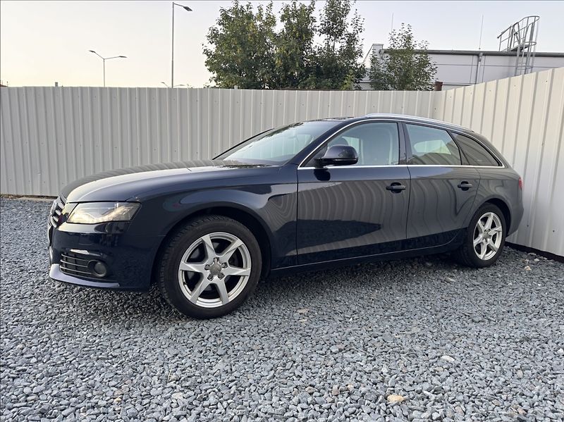Audi A4 1,8 TFSi tažné 1.maj původ ČR - fotka 3 z 50