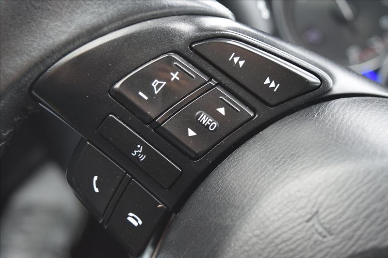 Mazda CX-5 2,0 i 118KW 4X4 AUTOMAT KŮŽE - fotka 38 z 54