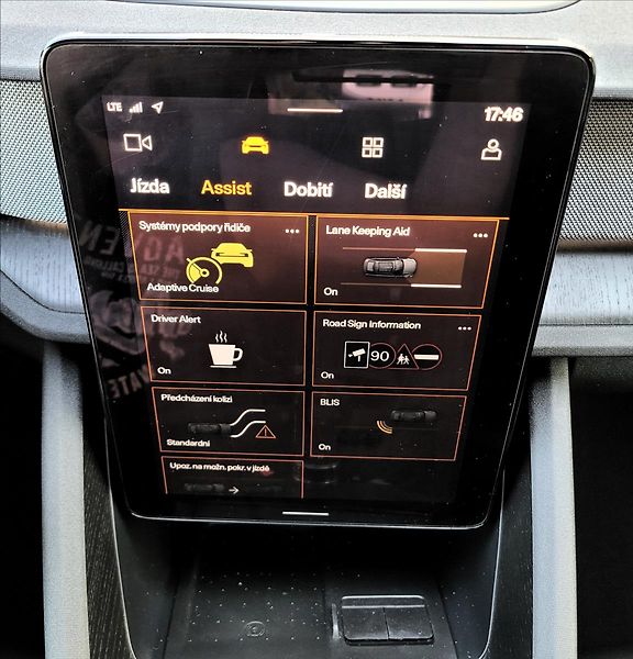 Polestar 2 0,0 300kw,AWD,MATRIX,SOH 91,5% - fotka 28 z 50