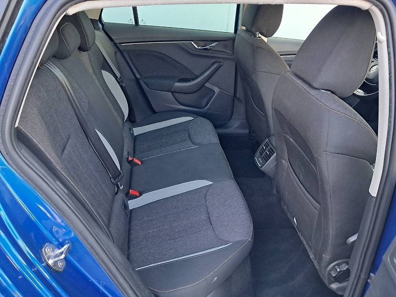 Škoda Scala (2021) STYLE 1.5 TSI / 110 kW M6 - fotka 21 z 26