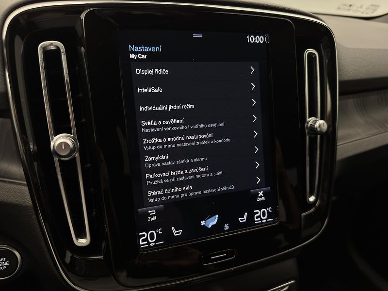 Volvo XC40 T5 RECHARGE CZ - fotka 43 z 48