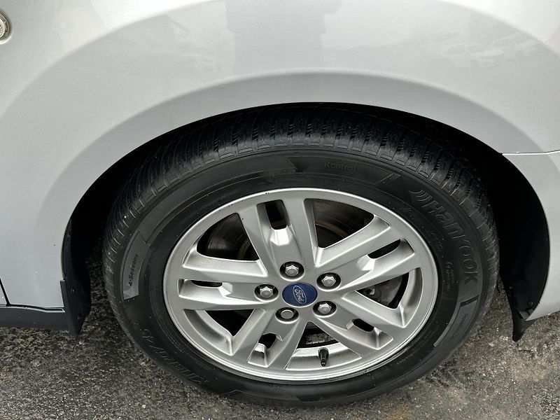 Ford Tourneo Connect (2018) 1.5/88kW* 7.Míst * 1.Maj. - fotka 46 z 50