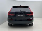Volvo XC60 B4 AWD MOMENTUM AUT - náhled 12