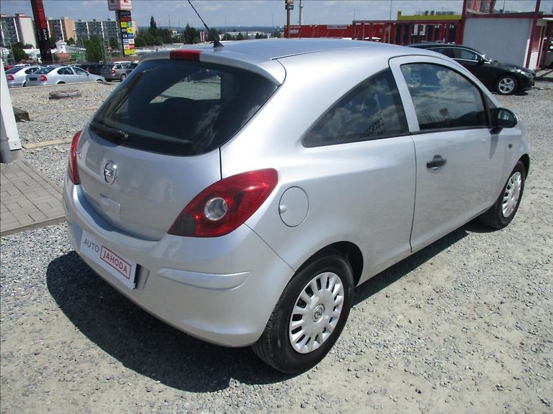 Opel Corsa 1,2 i, 51kW, klima, nová STK, - fotka 5 z 26