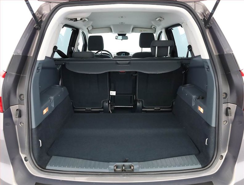 Ford Grand C-MAX (2015) Trend 1.0 EcoBoost, Tempomat - fotka 16 z 17