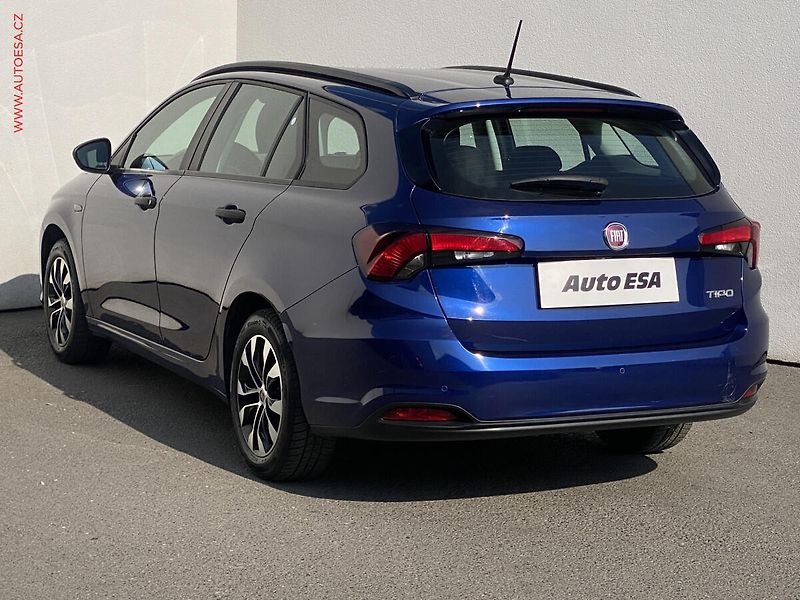 Fiat Tipo (2022) 1.0 FireFly, AC, park.asist - fotka 6 z 17
