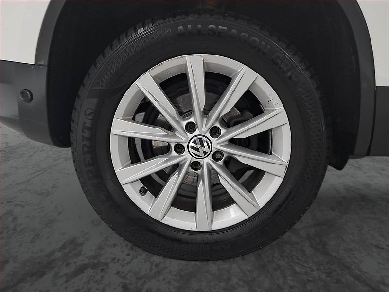 Volkswagen Tiguan (2012) 2.0 TDI, 4X4, Tempomat - fotka 15 z 16