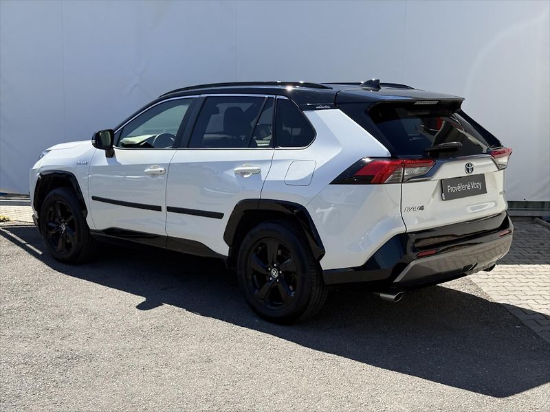 Toyota RAV4 2,5 Selection - fotka 4 z 20
