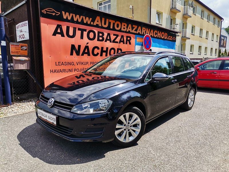 Volkswagen Golf Variant (2014) 1.2TSi 77kw PDC - fotka 8 z 27
