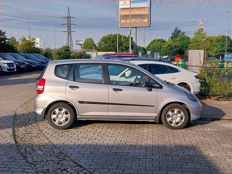 Honda Jazz (2005) 1.2 i-DSI, Serv.kniha, po STK - fotka 6 z 13