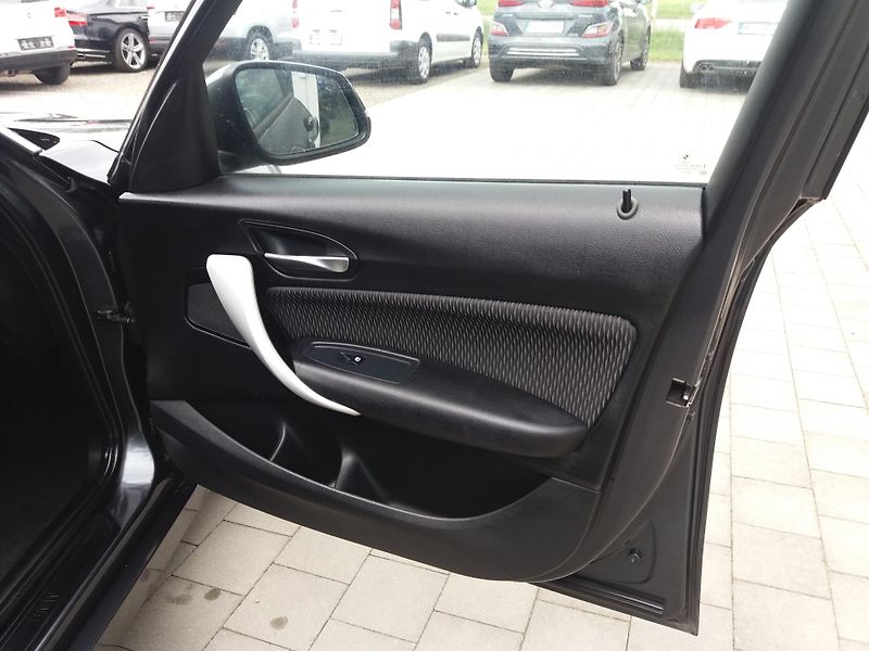 BMW Řada 1 118d,2.0D 105kW,AUTOMAT!! - fotka 21 z 27