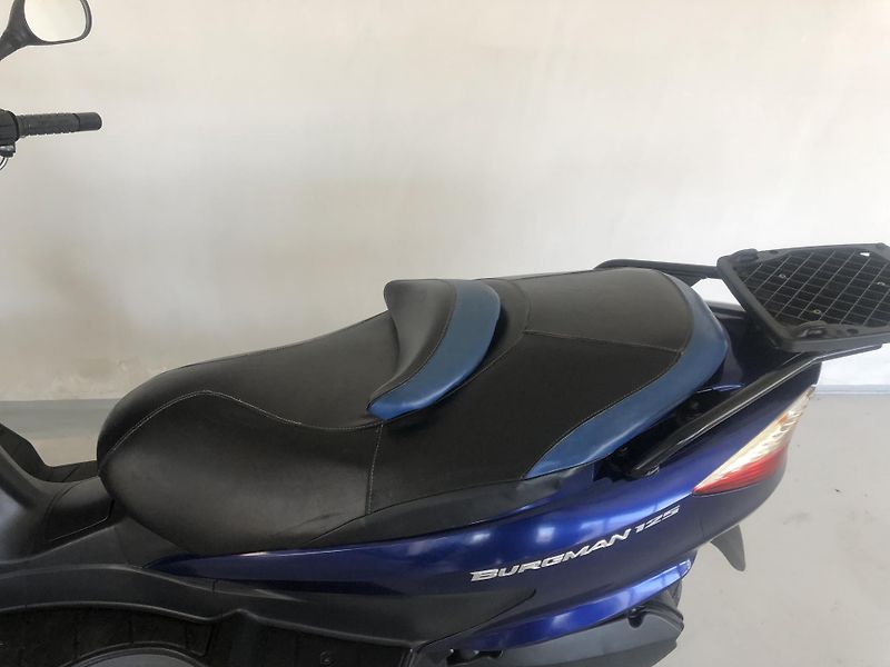 Suzuki Burgman 125 - fotka 9 z 17
