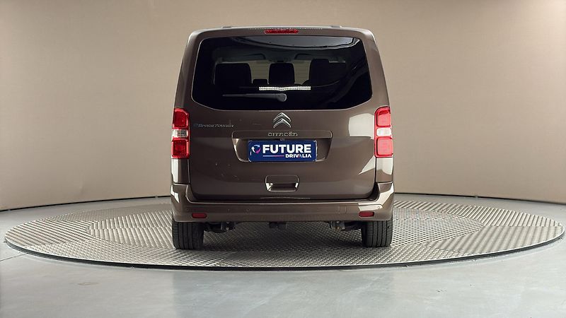 Citroën SpaceTourer 75 kWh AUT Shine - fotka 5 z 29