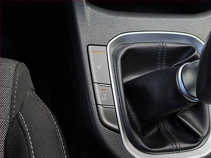 Hyundai i30 (2022) 1.5 DPI, ČR,1.maj, Serv.kniha - fotka 15 z 17