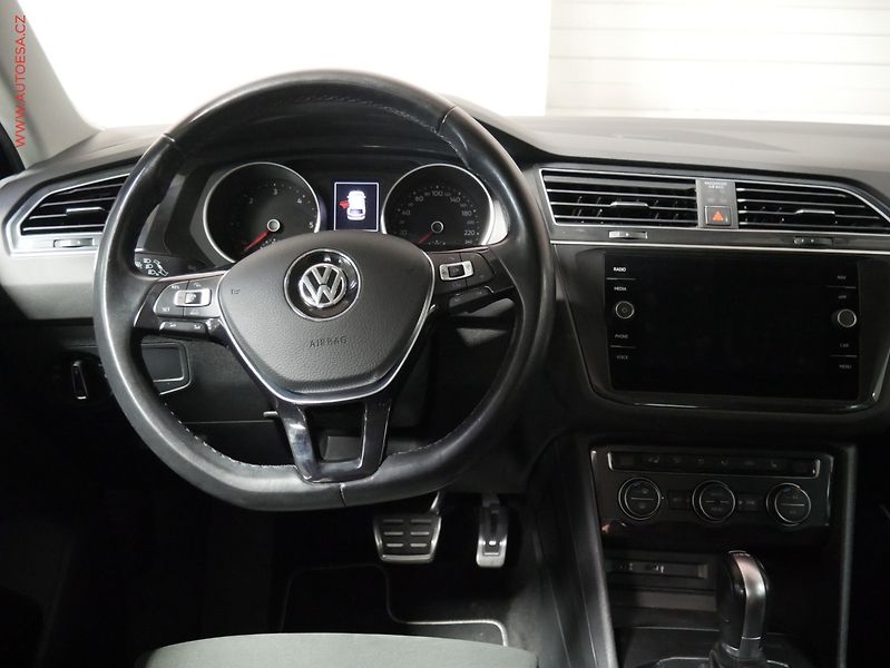 Volkswagen Tiguan (2018) 2.0TDI 4x4, ČR, DSG - fotka 14 z 27