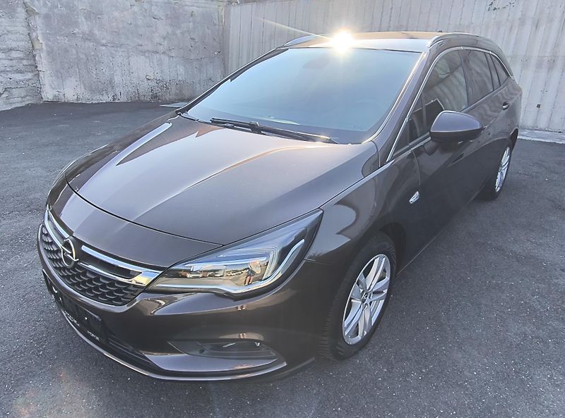 Opel Astra - fotka 3 z 60