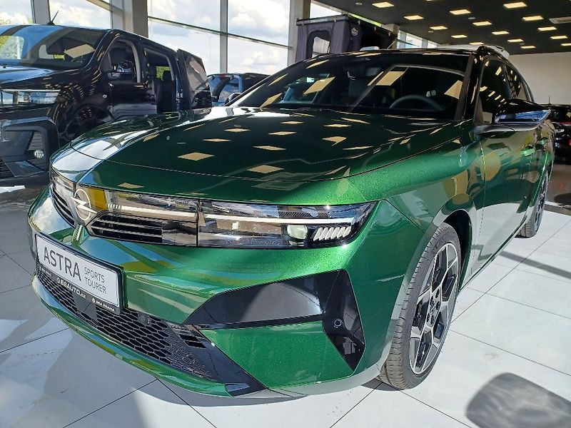 Opel Astra (2026) ST ULTIMATE 1,6T PHEV 195k AT - fotka 3 z 32