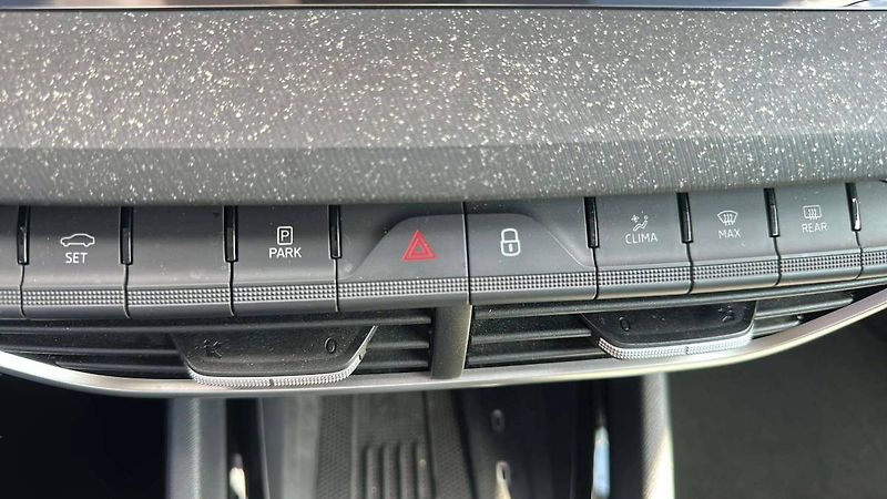 Škoda Octavia Combi Top Selection 2,0TDI 110 - fotka 16 z 31