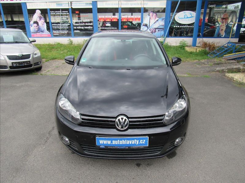 Volkswagen Golf 1,2 TSI 63kW Trendline - fotka 2 z 33