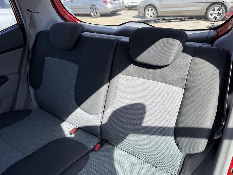 Kia Picanto 1.0i  LX - fotka 11 z 22