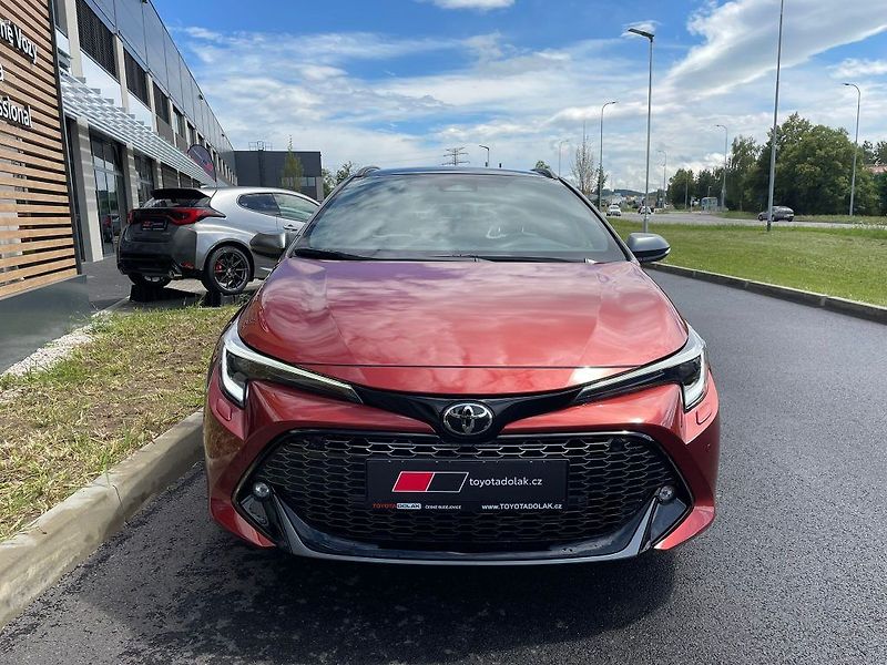 Toyota Corolla 2.0 Hybrid GR SPORT - fotka 2 z 28