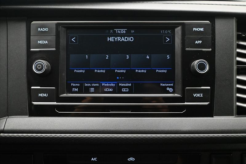 Volkswagen Transporter 2,0 TDI 81kW Tempomat Záruka a - fotka 19 z 28
