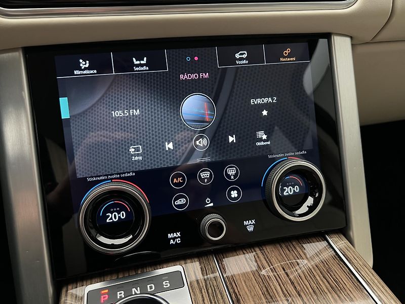 Land Rover Range Rover 4.4 SDV8 VOGUE AUT CZ - fotka 34 z 52