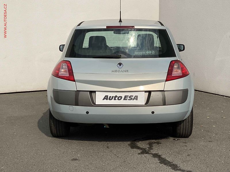 Renault Mégane (2003) 1.6i 16v, Klima - fotka 5 z 15
