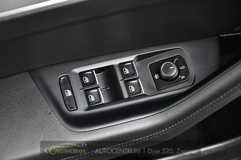 Volkswagen Passat 2,0TDi DSG NAVI 2xKOLA  - fotka 25 z 51