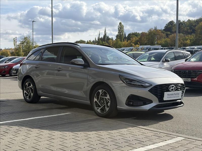 Hyundai i30 (2026) 1,6 T-GDI DCT  WG FL Go Czech - fotka 4 z 23