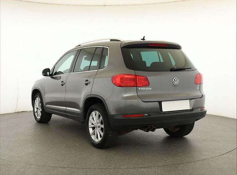 Volkswagen Tiguan (2012) 2.0 TDI, Tempomat - fotka 4 z 17