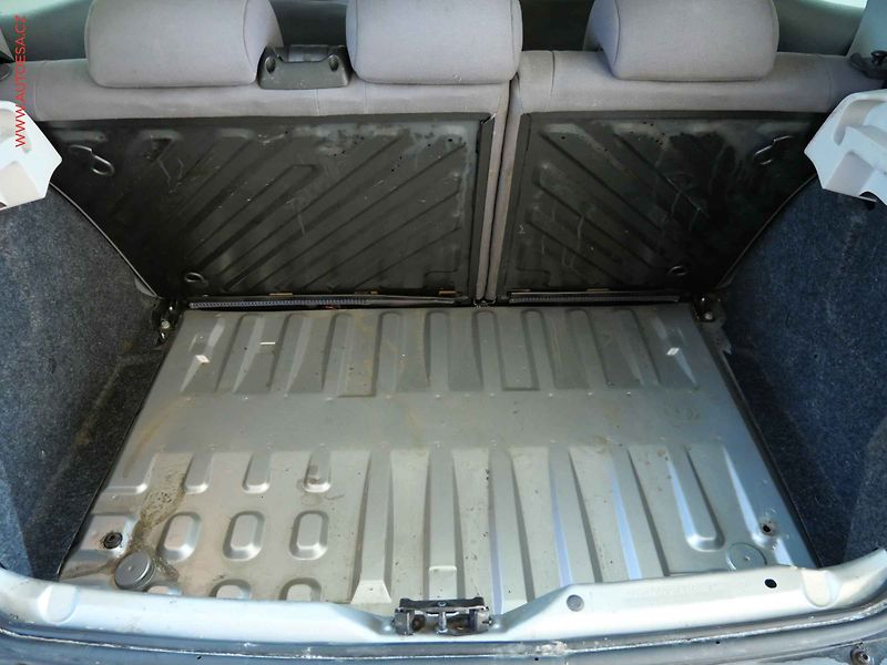 Peugeot 206 (2003) 1.2i, AC, STK4/28 - fotka 7 z 17