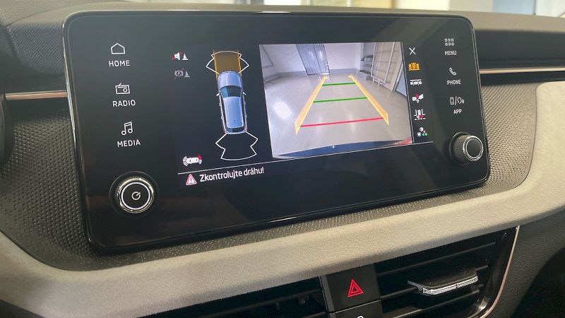 Škoda Kamiq (2025) Top Selection 1.0TSI 85kW - fotka 26 z 30