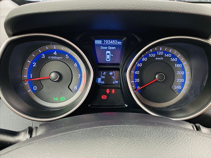 Hyundai i30 1,4 CVVT 73kW - fotka 11 z 23