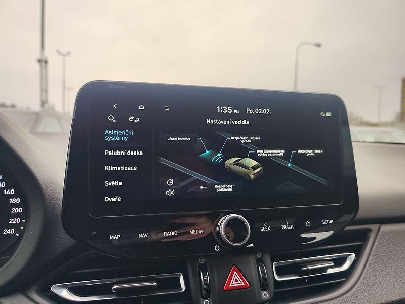 Hyundai i30 1.5 T-GDI/117kW N-Line DCT - fotka 16 z 32