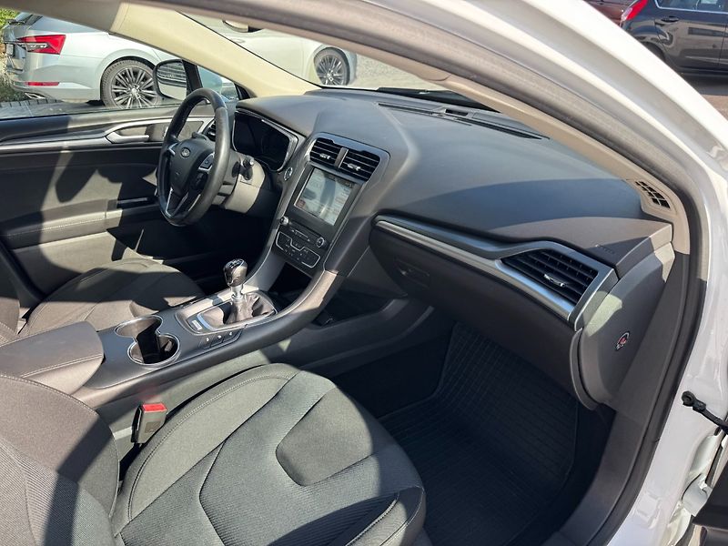 Ford Mondeo (2017) 1.5 TDCi 88kW Titanium - fotka 28 z 33