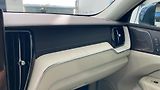 Volvo XC60 (2026) ULTRA BRIGHT, B5 AWD, 184+10 k - náhled 10