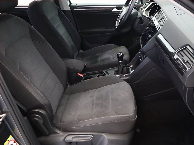 Volkswagen Tiguan (2018) 1.4 TSI, ČR,1.maj, Tempomat - fotka 7 z 14