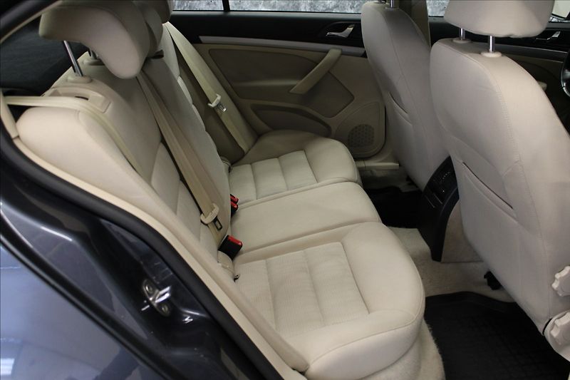 Škoda Octavia 1,9 TDI 77 KW Elegance - fotka 10 z 25