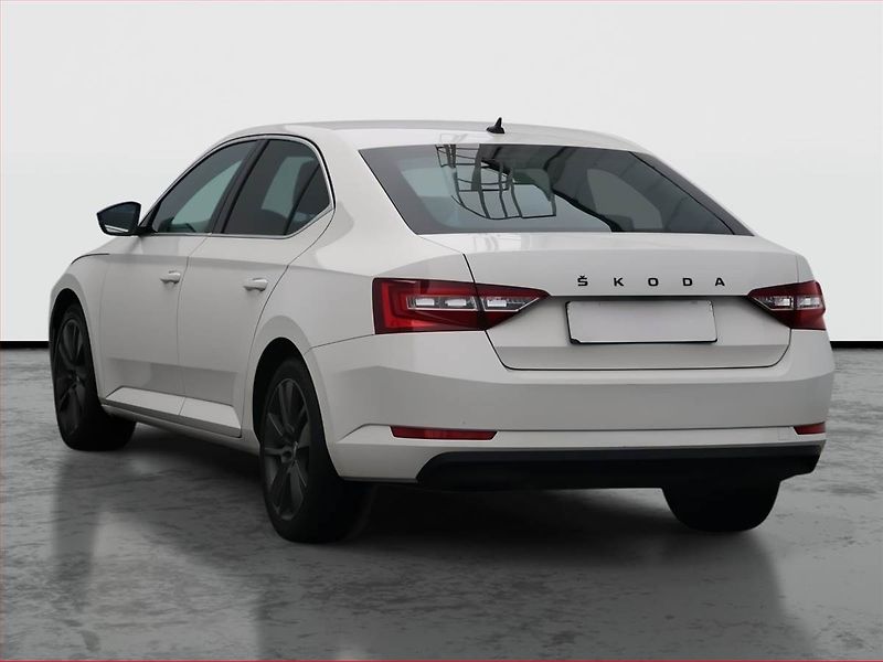 Škoda Superb (2016) Style Plus 2.0 TDI, Automat - fotka 4 z 24