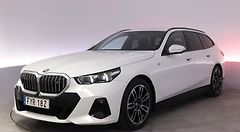 BMW i5 eDrive40 Touring SoH 97% Tažné - fotografie inzerátu