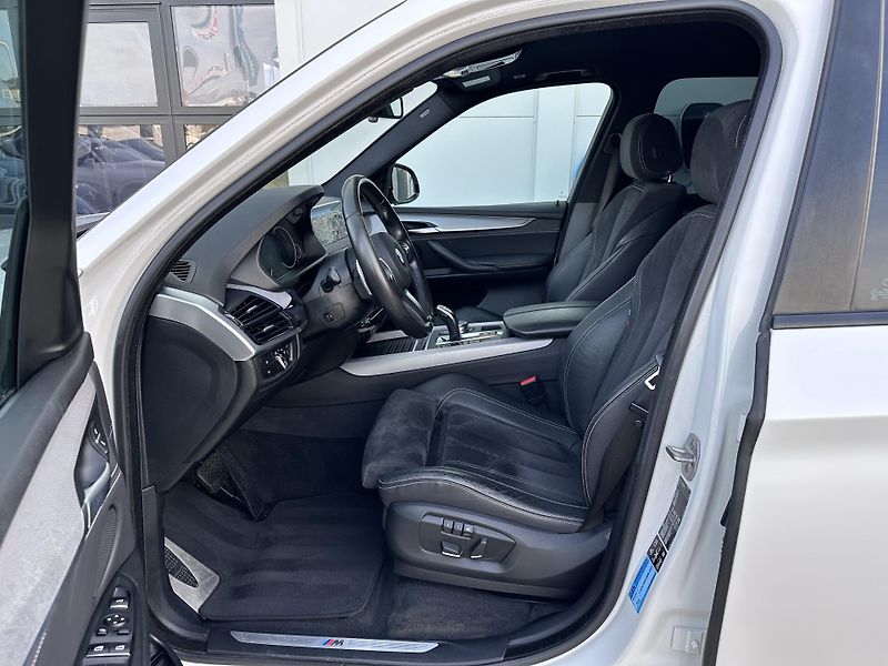 BMW X5 xDrive30d M-Sport - fotka 7 z 24