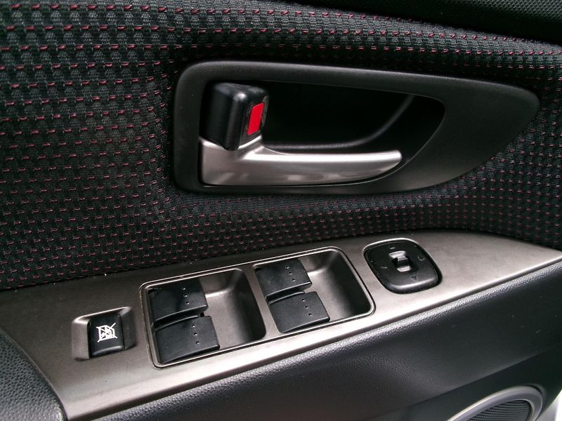 Mazda 3 (2007) 1,3i KLIMA BT NAVI - fotka 19 z 24