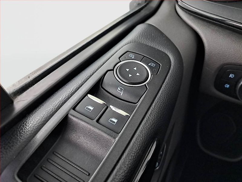 Ford Tourneo Custom (2019) Trend 2.0 EcoBlue, ČR - fotka 18 z 19
