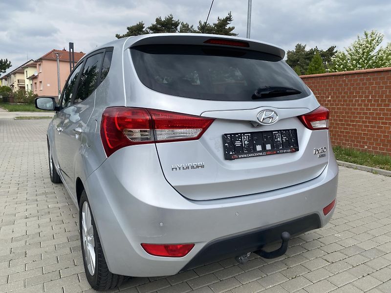 Hyundai ix20 1.6 CRDi, PREMIUM, PANORAMA!! - fotka 13 z 44