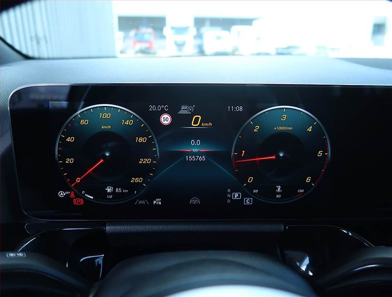 Mercedes-Benz GLA (2021) 220 d 4MATIC - fotka 11 z 23