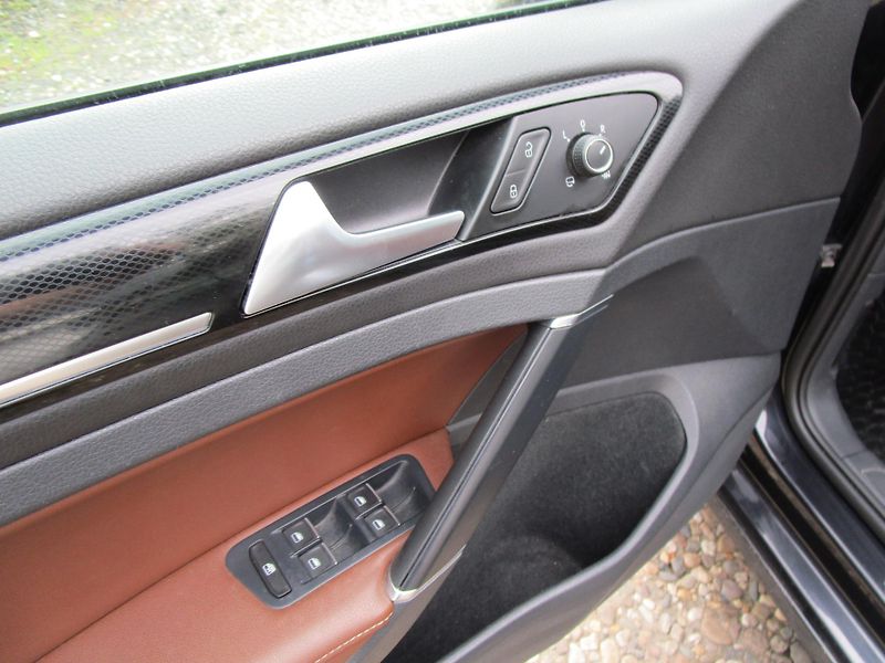 Volkswagen Golf - fotka 19 z 26